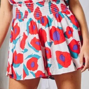 Poppy Bloom Boho shorts | Large | NWT